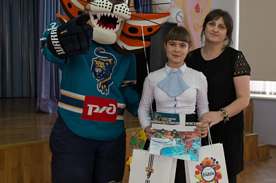 Награждение победителей конкурса детского рисунка в Адлерском районе
