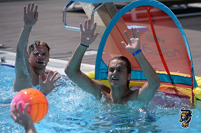 2018-19, предсезонка – водное поло и эстафета в Sport Inn
