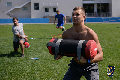 2018-19, предсезонка – городок в Sport Inn
