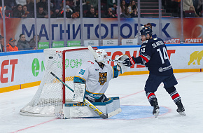 Уступаем на выезде лидеру чемпионата