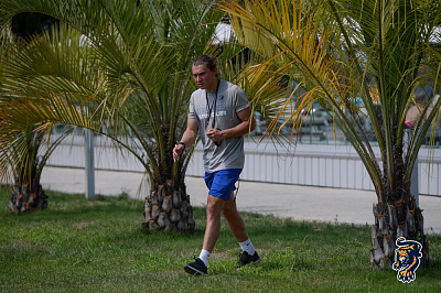2018-19, предсезонка – городок в Sport Inn