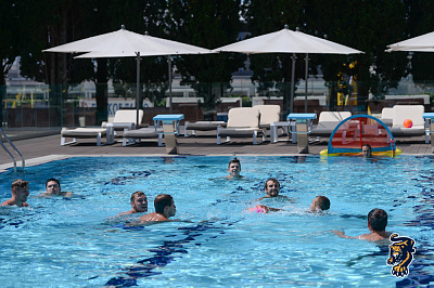 2018-19, предсезонка – водное поло и эстафета в Sport Inn