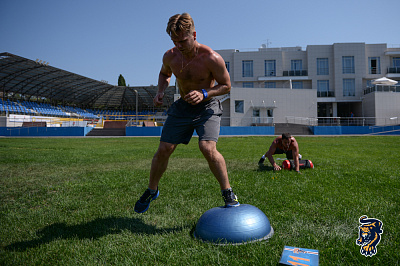 2018-19, предсезонка – городок в Sport Inn