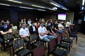 Игроки «Сочи» приняли участие в мастер-классе «Игровой интеллект»